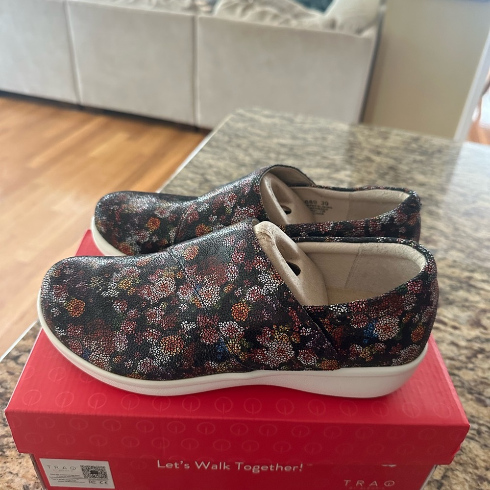 Alegria Size 39
